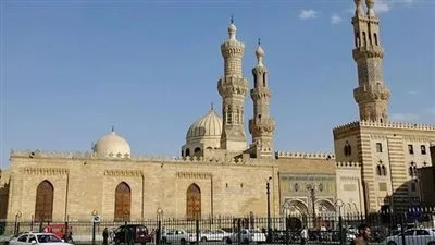 بث شعائر صلاة الجمعة مباشرةً من الجامع الأزهر عبر التلفزيون والإذاعة المصرية بث شعائر صلاة الجمعة مباشرةً من الجامع الأزهر عبر التلفزيون والإذاعة المصرية