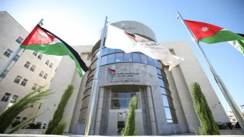ماذا بعد “حل أكثر من 100” مجلس بلدي منتخب في الأردن؟: غموض في “رؤى الحكومة” ودعوات لـ”نقاش أعمق” مع تساؤلات عن الأخطاء والشعب يتساءل: “لماذا يتم استبدال المنتخبين بتعيين موظفين؟” ماذا بعد “حل أكثر من 100” مجلس بلدي منتخب في الأردن؟: غموض في “رؤى الحكومة” ودعوات لـ”نقاش أعمق” مع تساؤلات عن الأخطاء والشعب يتساءل: “لماذا يتم استبدال المنتخبين بتعيين موظفين؟”