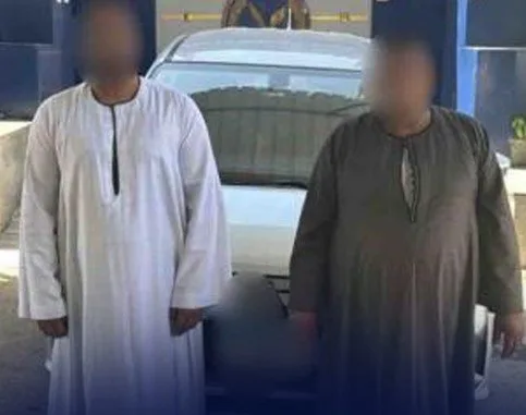توضيح تفاصيل حادثة سرقة سيارة ونهب ممتلكات السائق في القاهرة