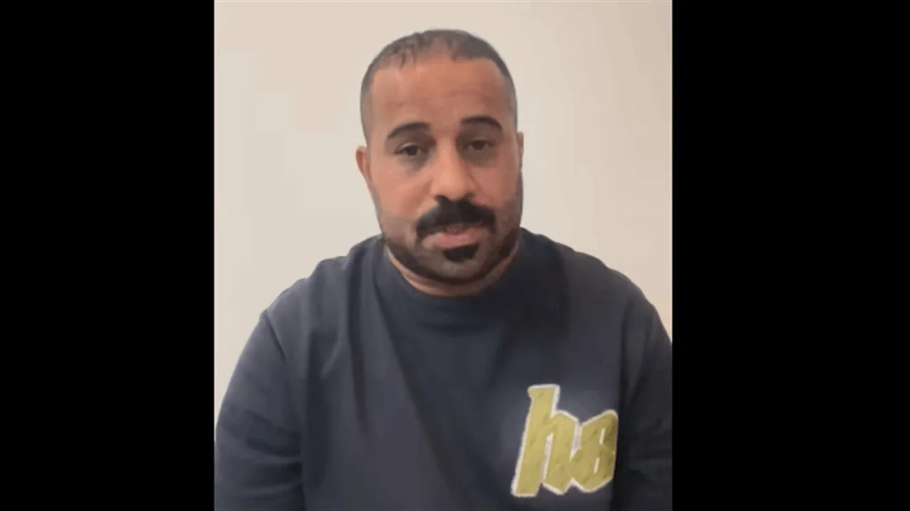 بسبب أزمة المياه.. الناشط عمار الحلفي يبرز تفاصيل الشكوى المقدمة ضده من محافظ البصرة (فيديو) بسبب أزمة المياه.. الناشط عمار الحلفي يبرز تفاصيل الشكوى المقدمة ضده من محافظ البصرة (فيديو)