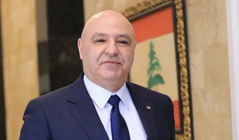عون: التطبيع مع إسرائيل لا يدخل في سياسة لبنان، وقرار حصرية السلاح قد تم اتخاذه، كما نسعى للحفاظ على علاقات جيدة مع سوريا. عون: التطبيع مع إسرائيل لا يدخل في سياسة لبنان، وقرار حصرية السلاح قد تم اتخاذه، كما نسعى للحفاظ على علاقات جيدة مع سوريا.