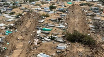 قوات الاحتلال الإسرائيلي تقتلع جثامين الشهداء من المقبرة التركية في غزة