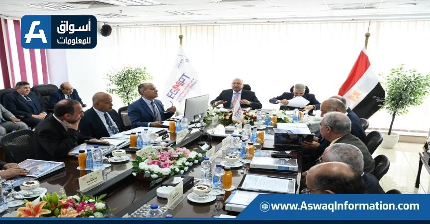 وزير النقل يترأس الاجتماع العام لـ “المجموعة المصرية لمحطات المناولة المتعددة”