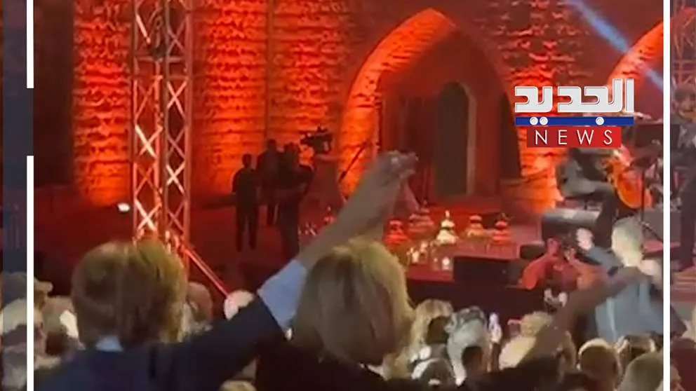 السيدة الأولى “السابق” والحالية.. مع إيقاعات “اشتقنا كتير” (فيديو) السيدة الأولى “السابق” والحالية.. مع إيقاعات “اشتقنا كتير” (فيديو)