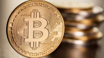 بيتكوين تصل إلى ذروتها التاريخية الجديدة