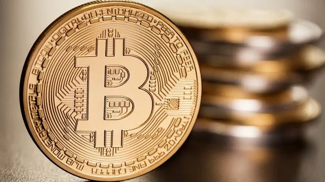 بيتكوين تصل إلى ذروتها التاريخية الجديدة