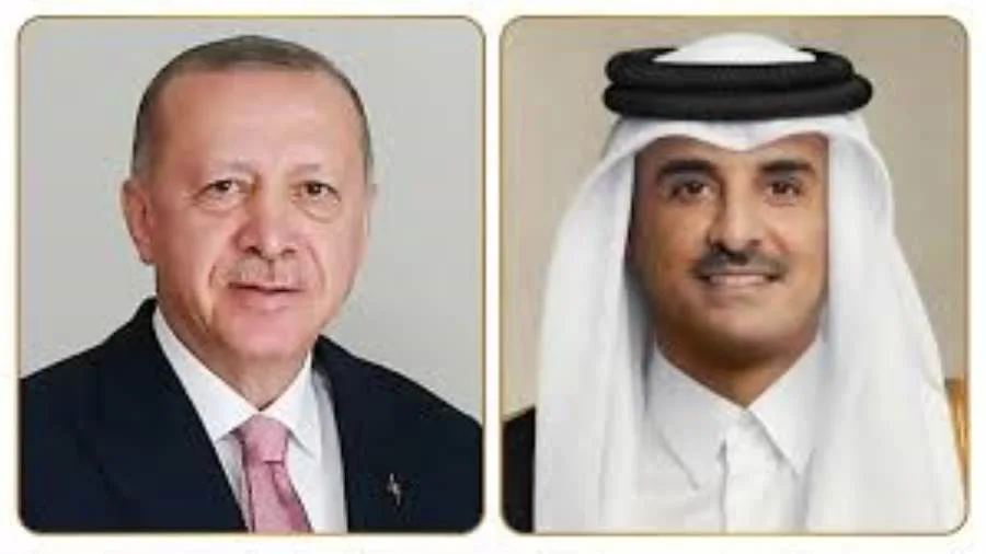 أمير قطر يجري محادثة هاتفية مع الرئيس التركي أمير قطر يجري محادثة هاتفية مع الرئيس التركي