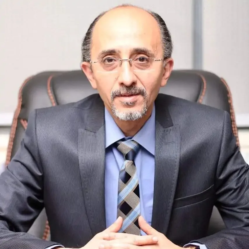 وليد الفيل ينتقد إدارة الأهلي: “كولر يتقاضى أجره باليورو.. والحافلة بدون وقود” وليد الفيل ينتقد إدارة الأهلي: “كولر يتقاضى أجره باليورو.. والحافلة بدون وقود”
