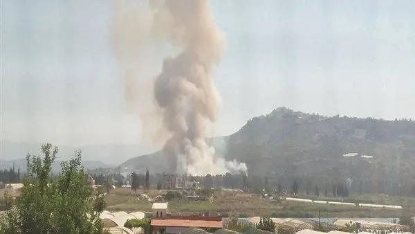 إصابة 14 مدنياً نتيجة انفجار مستودع يحتوي على ذخائر من آثار الحرب في حلب السورية إصابة 14 مدنياً نتيجة انفجار مستودع يحتوي على ذخائر من آثار الحرب في حلب السورية