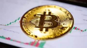 سعر البيتكوين يصل إلى قمة تاريخية جديدة