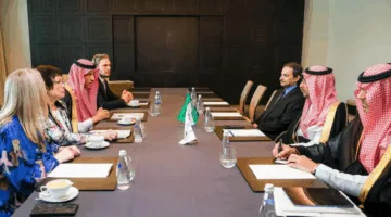 وزير الصناعة والثروة المعدنية يُنهي زيارته الرسمية إلى روسيا الاتحادية