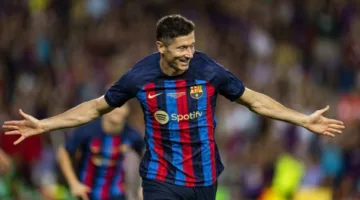 برشلونة يشهد توترات في الخفاء.. فليك يكشف عن مفاجأة شتيجن ويضع حداً للنقاش حول ليفاندوفسكي