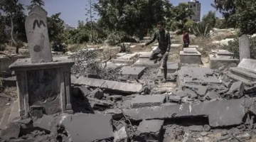 الهيئة العامة للأوقاف الفلسطينية تستنكر انتهاك الاحتلال لمقابر خان يونس وتصفه بأنه اعتداء صارخ.