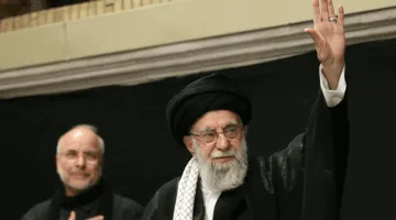 خامنئي: ألقينا ضربة قوية لأمريكا!