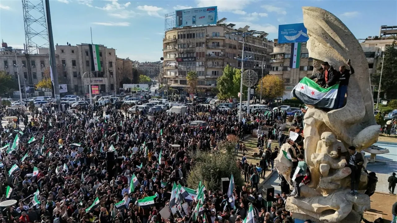 مقيم أجنبي بدلاً من فلسطيني-سوري: ما هي التغييرات الجديدة في الإجراءات السورية تجاه الفلسطينيين؟ مقيم أجنبي بدلاً من فلسطيني-سوري: ما هي التغييرات الجديدة في الإجراءات السورية تجاه الفلسطينيين؟