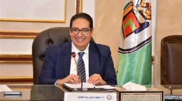 رئيس جامعة القاهرة: تأسيس مكاتب صديقة للبيئة في الكليات لتعزيز ظروف العمل