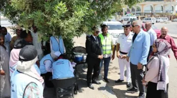 الدكتور إسماعيل كمال يزور نقطة تفتيش للكشف عن المخدرات في موقف الأقاليم بأسوان