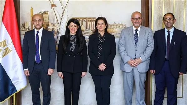 منظمة الصحة العالمية تثني على إنجازات مصر في إنتاج الأدوية واللقاحات منظمة الصحة العالمية تثني على إنجازات مصر في إنتاج الأدوية واللقاحات
