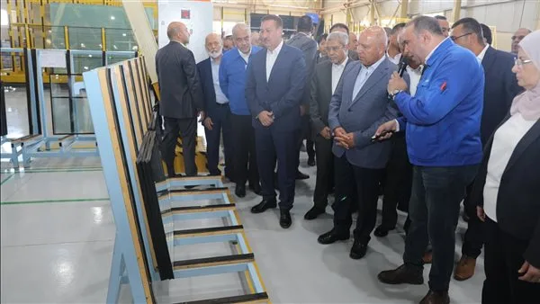 افتتاح منشأة للزجاج الهندسي ومرحلة جديدة في تصنيع الثلاجات والديب فريزر بمحافظة المنوفية افتتاح منشأة للزجاج الهندسي ومرحلة جديدة في تصنيع الثلاجات والديب فريزر بمحافظة المنوفية