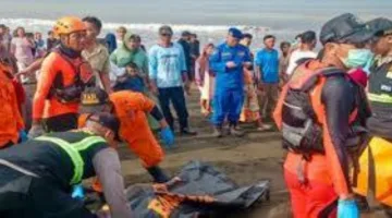 استمرار جهود البحث عن ضحايا العبارة في جزيرة بالي الإندونيسية