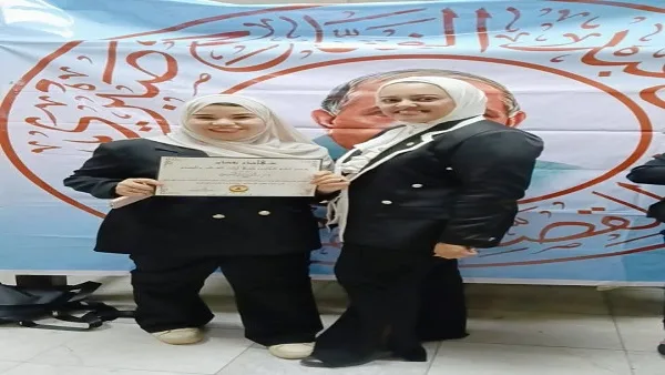 تقدير رئيس جامعة المنوفية لدعمه للمواهب الأدبية الشابة تقدير رئيس جامعة المنوفية لدعمه للمواهب الأدبية الشابة