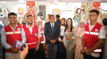 الهلال الأحمر المصري يعرض منتجات حرفية وخدمات تطوعية في فعالية “مصر تتحدث حرفة” بديارنا مارينا