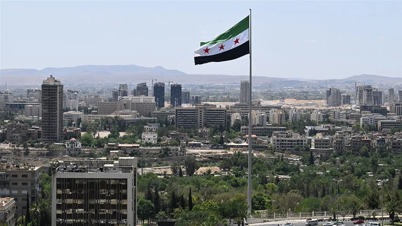 جدل في سوريا بعد تعديل الوضع القانوني للفلسطينيين المقيمين جدل في سوريا بعد تعديل الوضع القانوني للفلسطينيين المقيمين