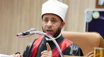 وزير الأوقاف يستعرض رسالة ماجستير عن فقه الدعوة مستندة إلى الأدعية النبوية في جامعة الأزهر فرع المنوفية