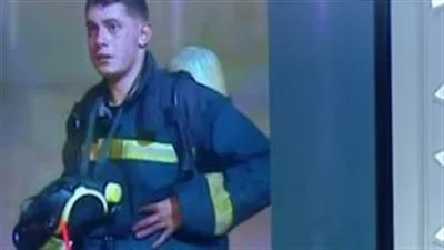 ليس من شأني.. والدة الملازم أول نور امتياز بطل حريق سنترال رمسيس: ابني تصرف كتلك بسبب وراثته من والده الشهيد ليس من شأني.. والدة الملازم أول نور امتياز بطل حريق سنترال رمسيس: ابني تصرف كتلك بسبب وراثته من والده الشهيد