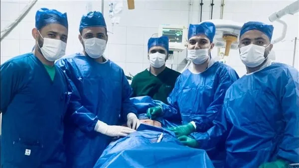 فريق الجراحة في مستشفى الفيوم العام يحقق نجاحًا في إنقاذ طفل جراء انفجار في الأمعاء الدقيقة.