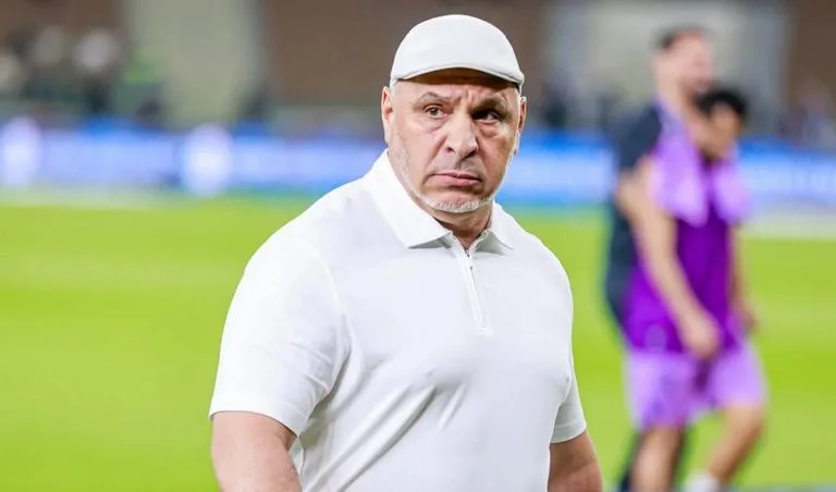 «تفوق عليه بـ11 عامًا».. تصريحات مثيرة للجدل من مدرب جزائري بشأن إنزاغي «تفوق عليه بـ11 عامًا».. تصريحات مثيرة للجدل من مدرب جزائري بشأن إنزاغي