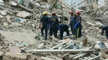 جثة وخمسة مصابين: تفاصيل سقوط مبنى في الإسكندرية