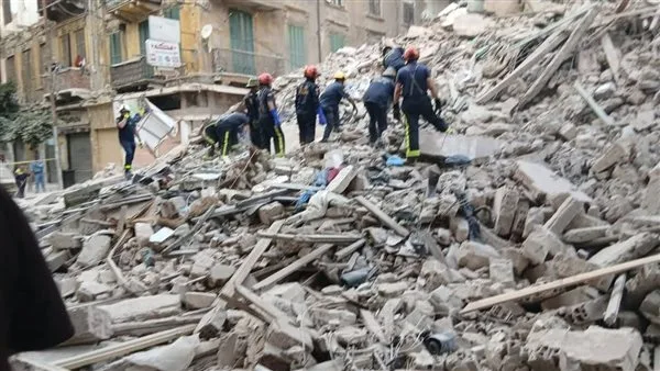 وفاة وإصابة 7 أشخاص جراء انهيار مبنى في الإسكندرية