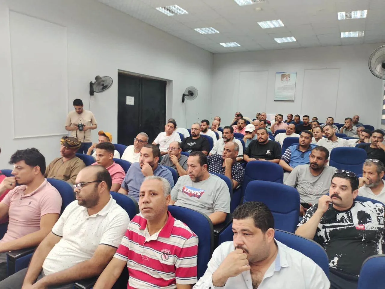 مدينة الشيخ زايد تُصدر ترخيصًا لـ 50 مركبة جديدة للنقل العام على خطوط متعددة