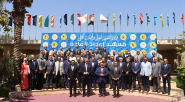 معهد إعداد القادة ينفذ دورة تدريبية للمرشحين لمنصب نائب رئيس الجامعة.