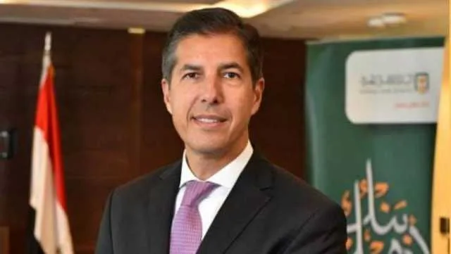 شريف رياض: البنك الأهلي كان مسؤولاً عن 25.5% من مجموع صفقات القروض المشتركة في أفريقيا خلال النصف الأول من 2025 شريف رياض: البنك الأهلي كان مسؤولاً عن 25.5% من مجموع صفقات القروض المشتركة في أفريقيا خلال النصف الأول من 2025