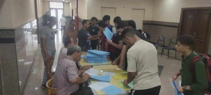 تنظيم سير اختبارات القدرات لطلاب الثانوية العامة في جامعة بنها
