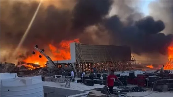 عروض مسرحية ملتهبة.. حريق ضخم خلال حفلة موسيقية في الساحل الشمالي.. صور