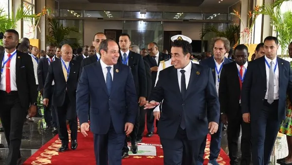 الرئيس السيسي يجتمع بعدد من الرؤساء المشاركين في الدورة السابعة للاجتماع التنسيقي السنوي للاتحاد الأفريقي.