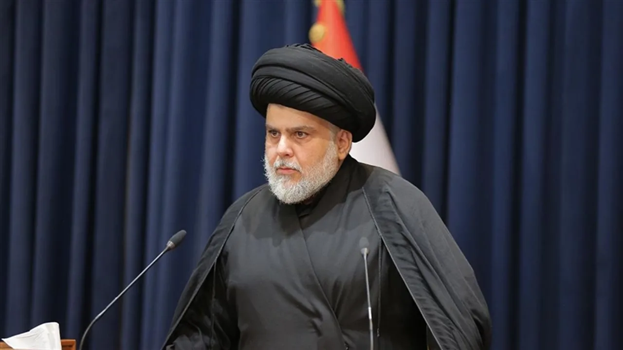 بالأدلة.. السيد الصدر ينأى بنفسه عن مجموعة من الأفراد ويحثهم على العودة إلى الصواب. بالأدلة.. السيد الصدر ينأى بنفسه عن مجموعة من الأفراد ويحثهم على العودة إلى الصواب.
