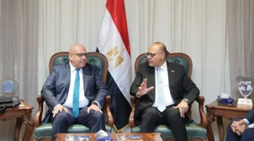 وزير العمل يستقبل وفد شركة “يزاكي للأنظمة الكهربائية” لمناقشة سبل التعاون في مجالات التدريب والتوظيف