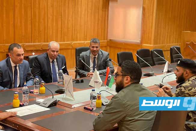 لقاء مدير إدارة حماية البعثات الدبلوماسية اللواء حسن الشريف مع القائم بالأعمال المصري في طرابلس، الأحد 13 يوليو 2025. (وزارة الداخلية )