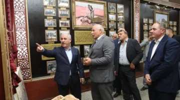 محافظ الوادي الجديد ورئيس “الهيئة الوطنية للصحافة” ي inaugurates أكاديمية الطحان للفروسية