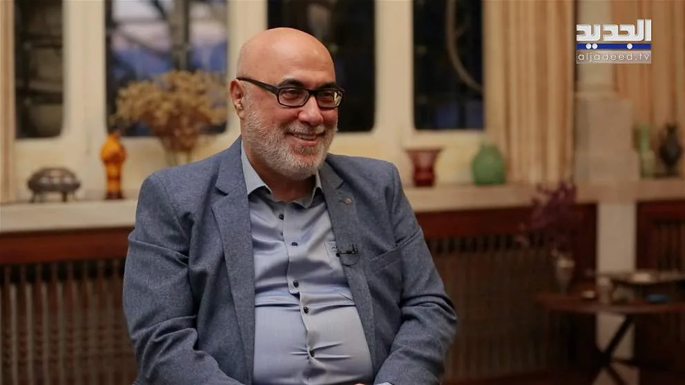 نعيم حلاوي يكشف أسرارًا جديدة: أسباب عدم زواجه، قصة نجاته من الموت، وعلاقته بالشيخ نعيم قاسم.