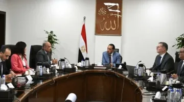 رئيس الوزراء يراقب تقدم تأمين إمدادات الوقود لمحطات الطاقة الكهربائية