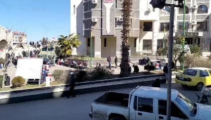 سبعة قتلى وعشرون جريحاً في مواجهات بمدينة السويداء السورية ذات الغالبية الدرزية، وقوات وزارة الداخلية تتوجه إلى المنطقة لإنهاء النزاع.