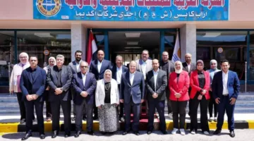 رئيس هيئة الدواء يقوم بجولة في مصانع “فيتابيوتكس مصر” و”الجيلاتينية” بمدينة برج العرب الجديدة