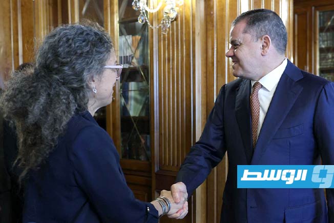 ستيفاني خوري مع الدبيبة في طرابلس، 13 يوليو 2025 (منصة حكومتنا)