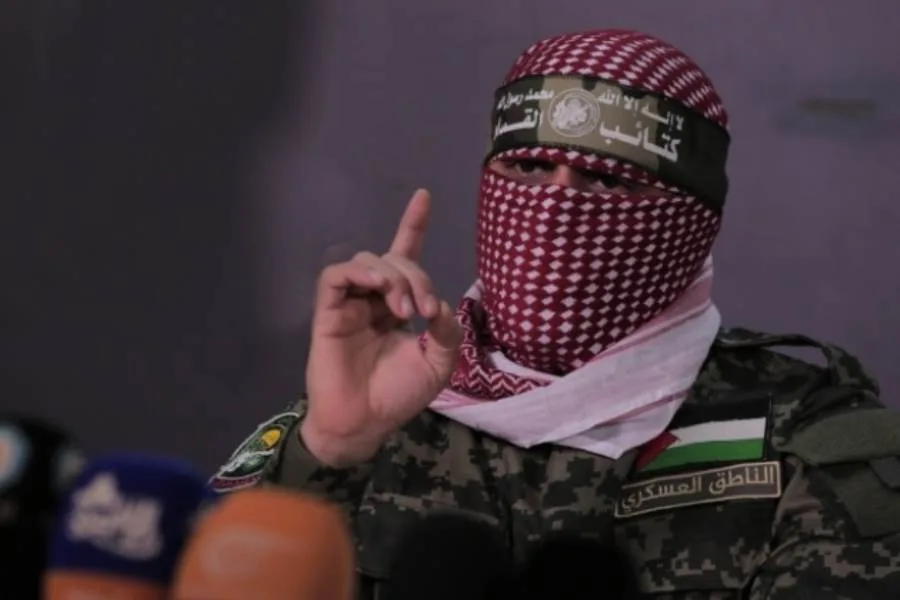 أبو عبيدة: في ذكرى استشهاد الضيف، لا زلنا نُلحق بالاحتلال خسائر استراتيجية. أبو عبيدة: في ذكرى استشهاد الضيف، لا زلنا نُلحق بالاحتلال خسائر استراتيجية.