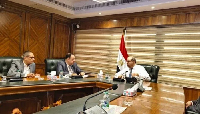 وزير الطيران المدني: العنصر البشري هو الأساس في تحسين القطاع وزير الطيران المدني: العنصر البشري هو الأساس في تحسين القطاع